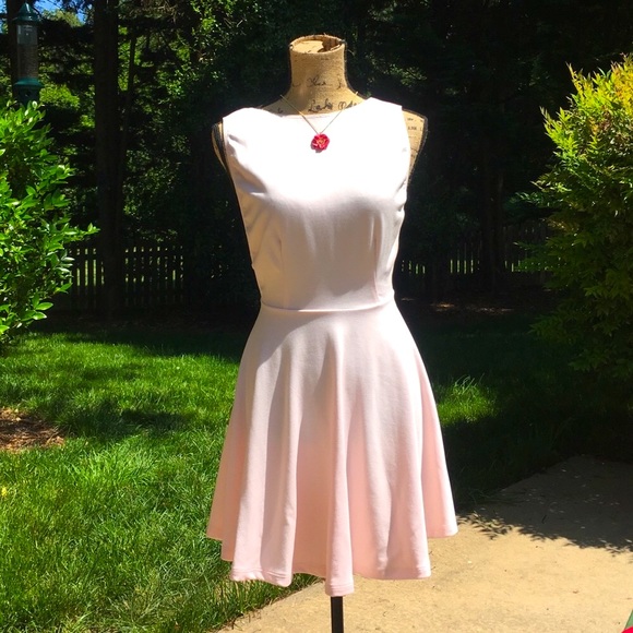 Dresses & Skirts - Pink openback dress